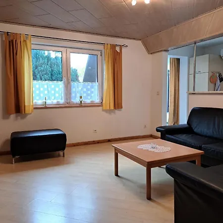 Prázdninový dům Mit Terrasse Mitten Im Gruenen *